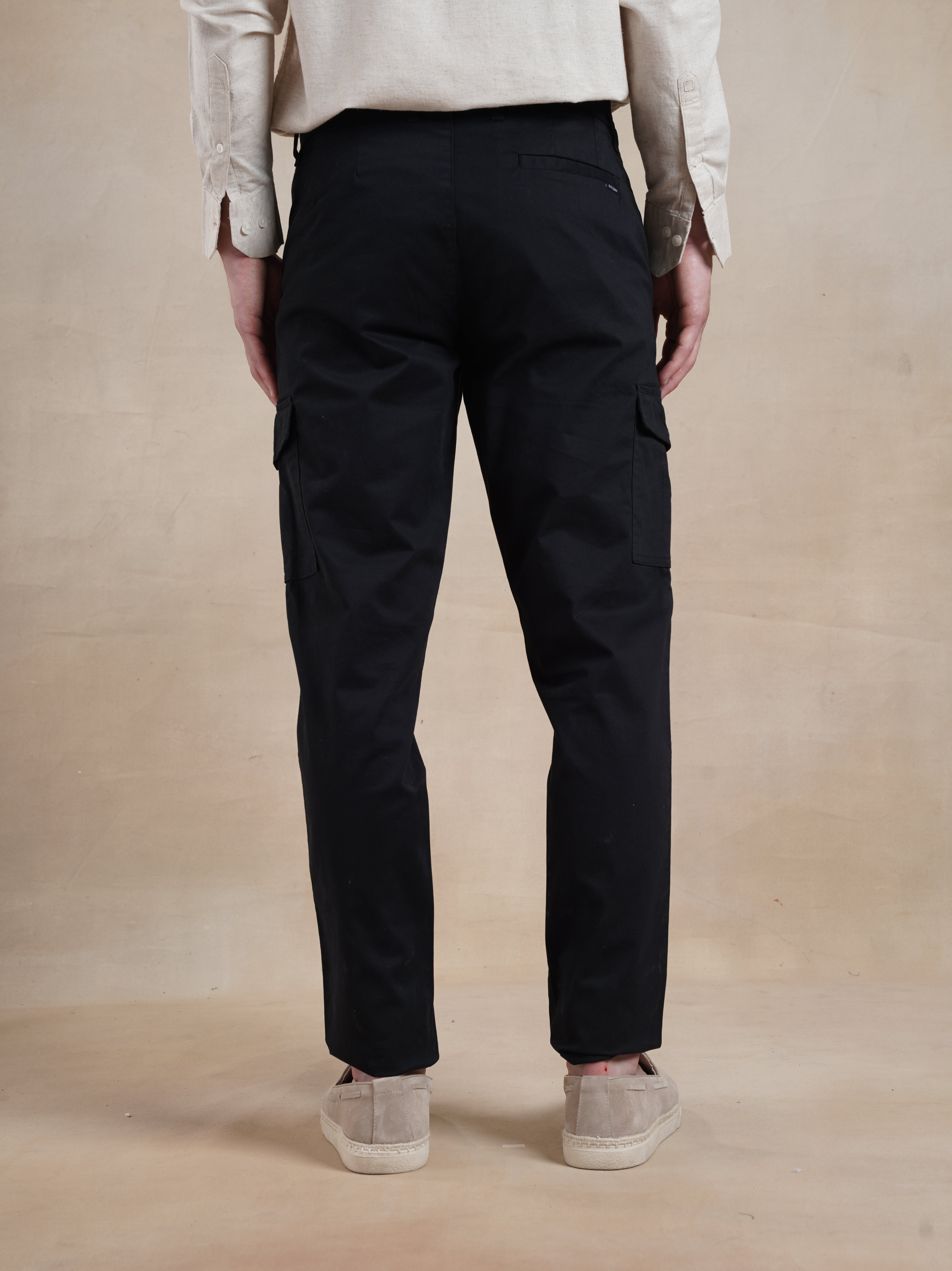 Men's Regular Fit Black Cargos