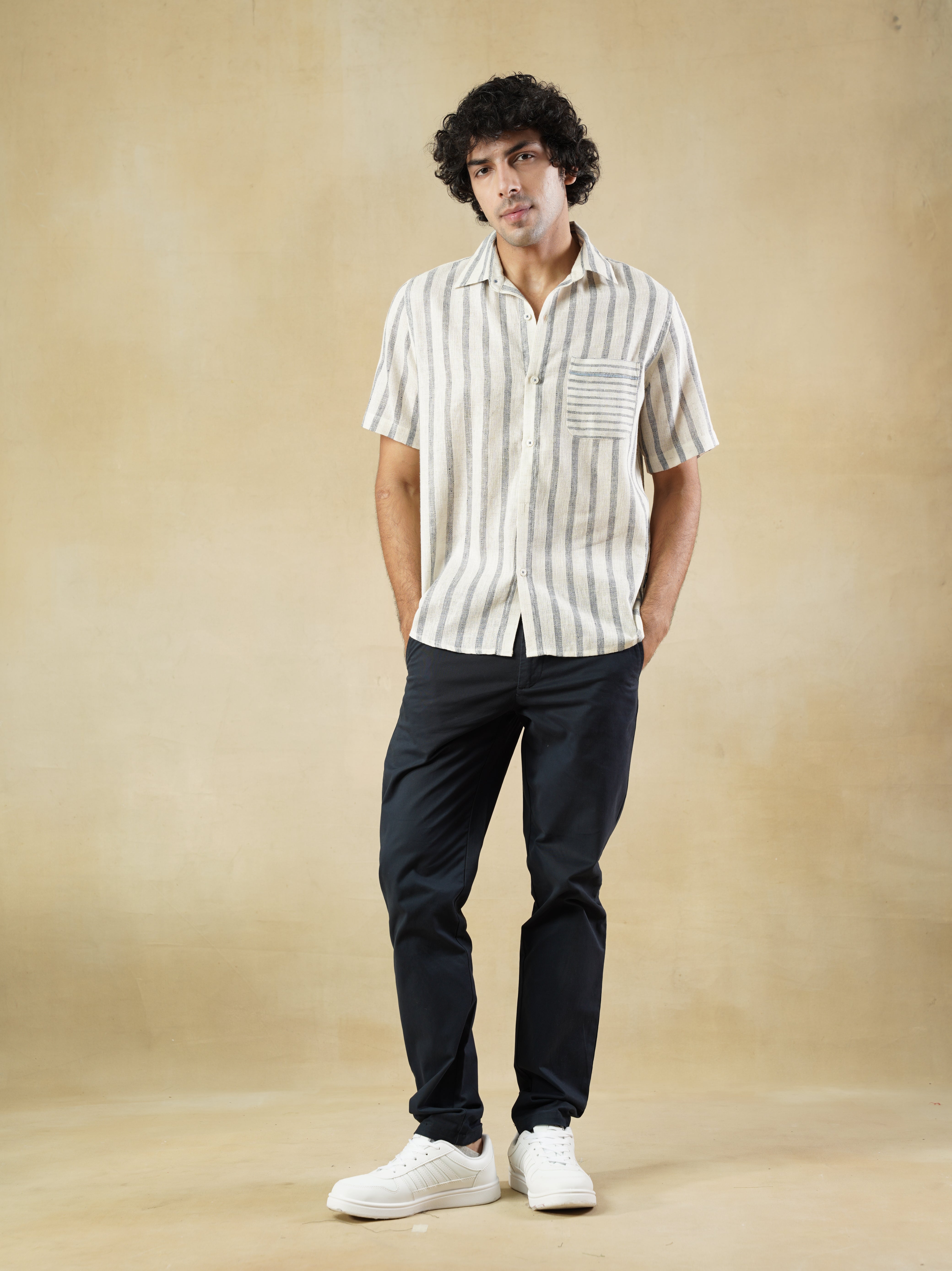 Men’s Jute-cotton Stripe Half-sleeves Casual Shirt