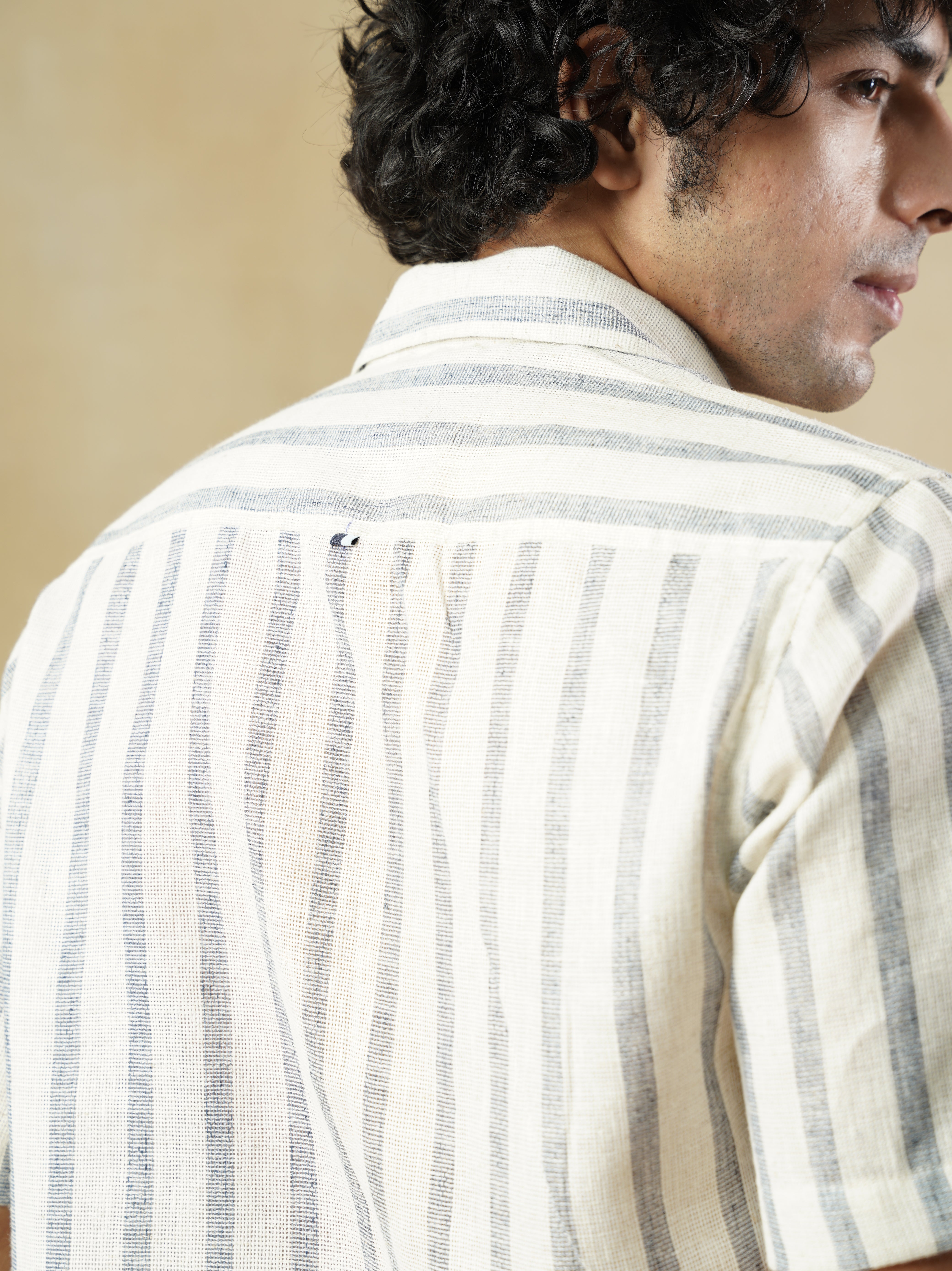 Men’s Jute-cotton Stripe Half-sleeves Casual Shirt