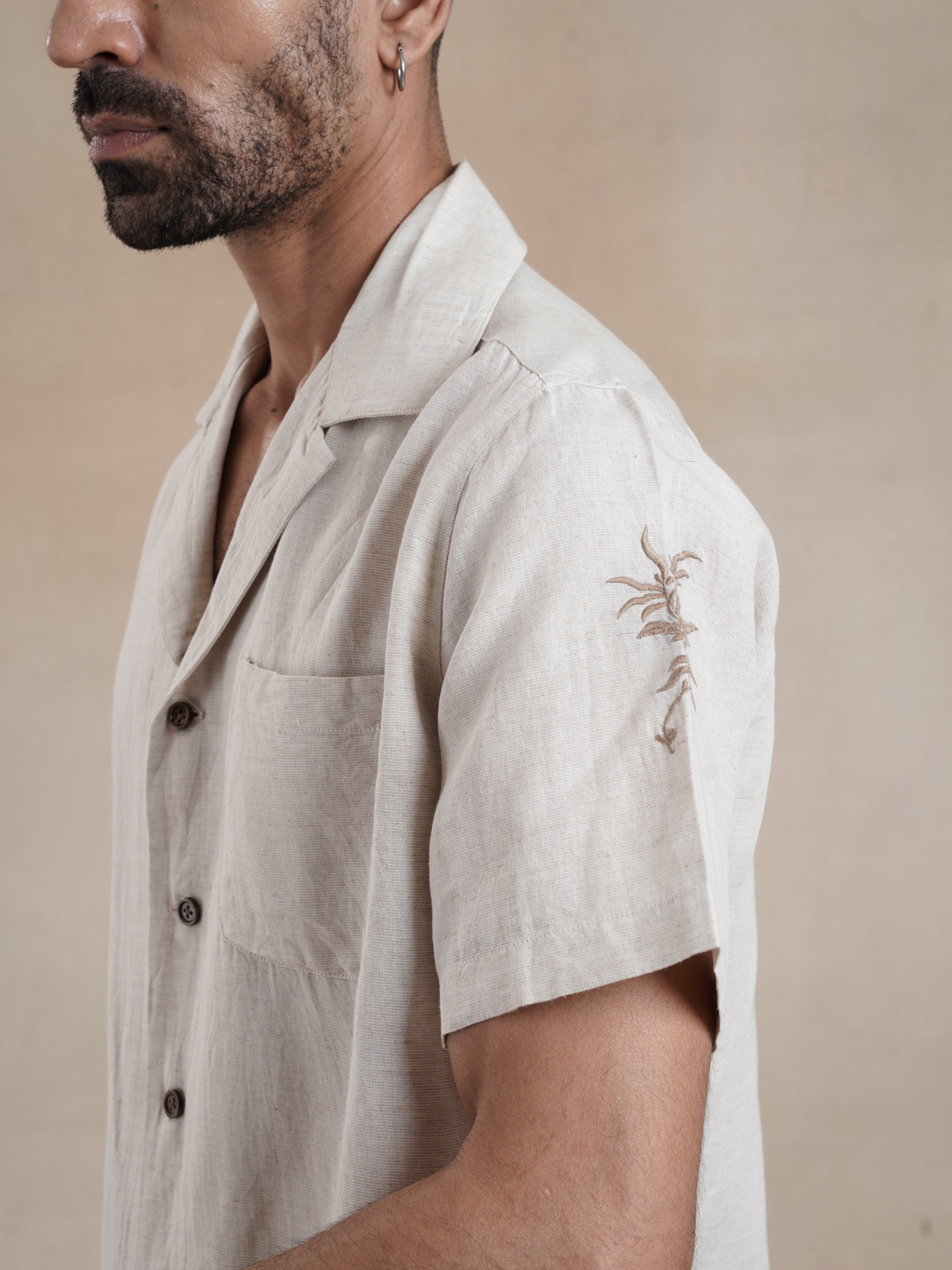 Men's Embroidered Resort Collar Shirt