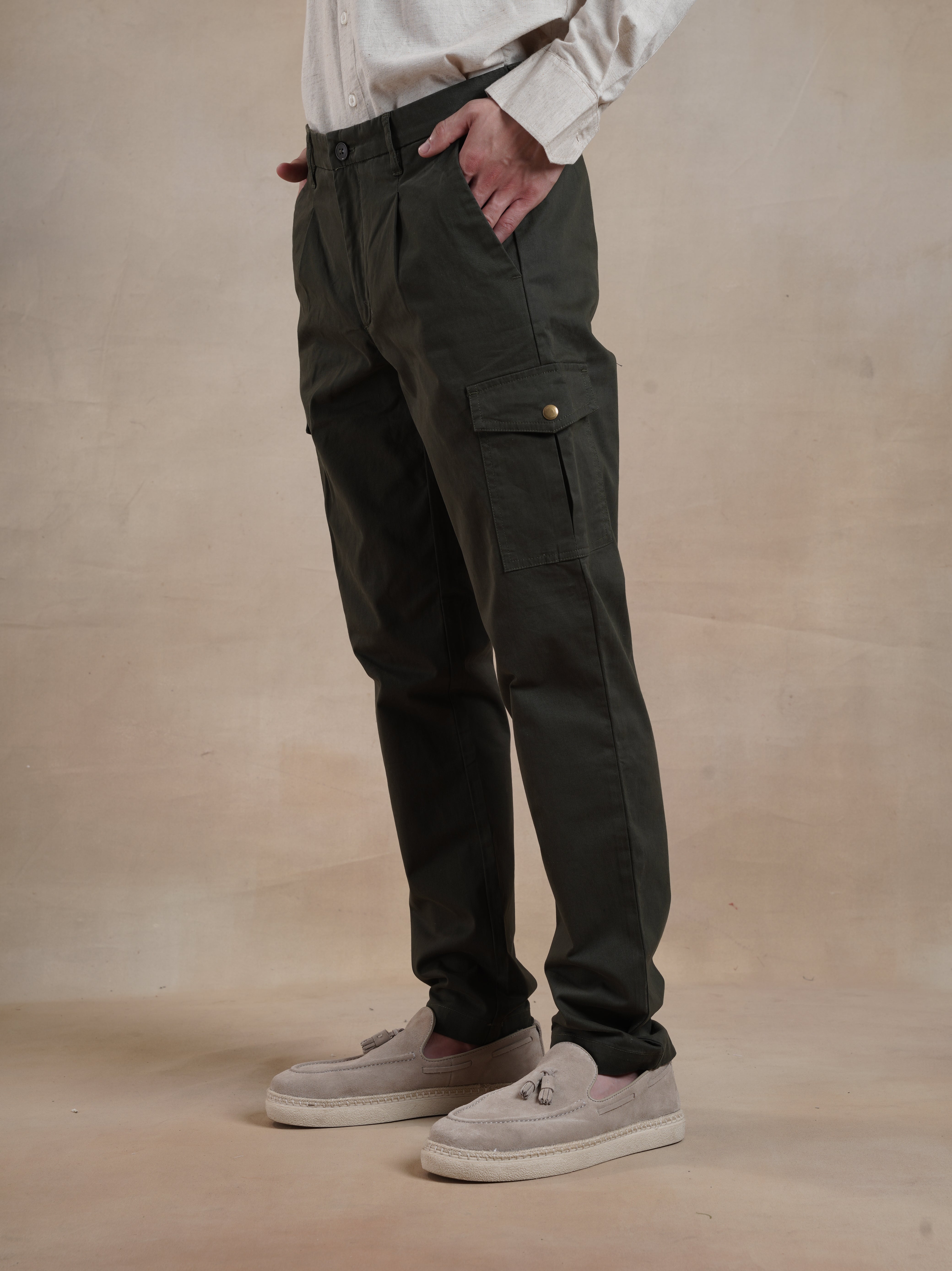 Men's Regular Fit Olive Cargos